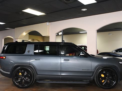 Used 2023 Rivian R1S Launch Edition AWD/4WD image 52
