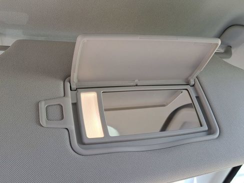 Used 2023 Volvo XC90 B6 Plus w/ Protection Package Premier image 17