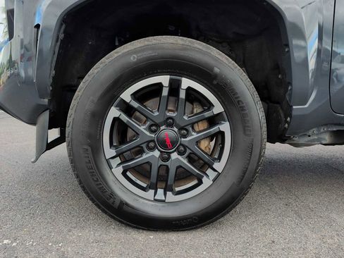 Used 2024 Toyota Tacoma TRD Sport image 17