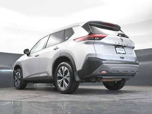 Used 2021 Nissan Rogue SV w/ Premium Package FWD image 31