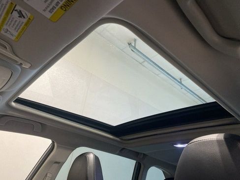 Used 2023 Subaru Forester Limited image 12