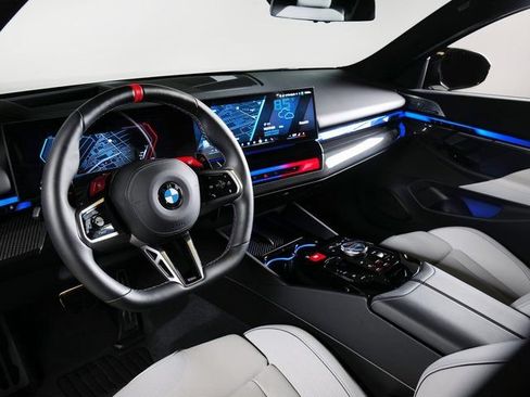 Used 2026 BMW M5 w/ Carbon Package AWD/4WD image 4