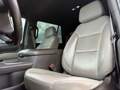 Used 2021 Chevrolet Tahoe LT RWD image 12