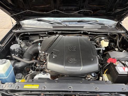 Used 2015 Toyota Tacoma 4x4 Double Cab w/ TRD Sport Package image 23