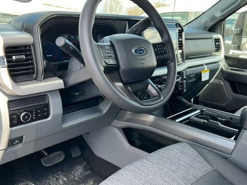 New 2026 Ford F350 XLT w/ XLT Premium Package AWD/4WD image 21