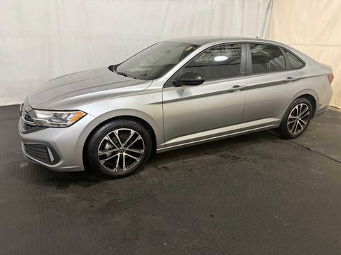 Certified 2024 Volkswagen Jetta Sport image 2