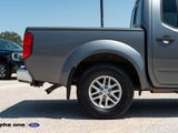 Used 2018 Nissan Frontier SV image 5