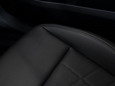 New 2025 BMW X1 xDrive28i w/ Technology Package image 24