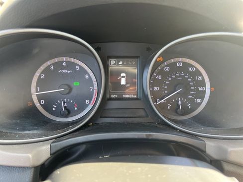 Used 2018 Hyundai Santa Fe Sport image 5