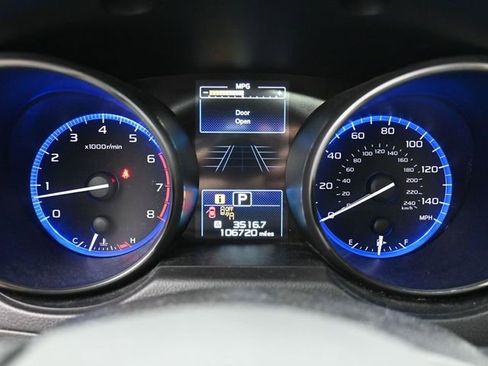 Used 2017 Subaru Outback 2.5i Touring w/ Popular Package #5A image 32