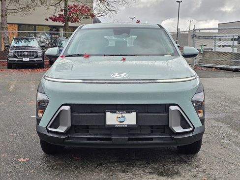 New 2026 Hyundai Kona SE image 2