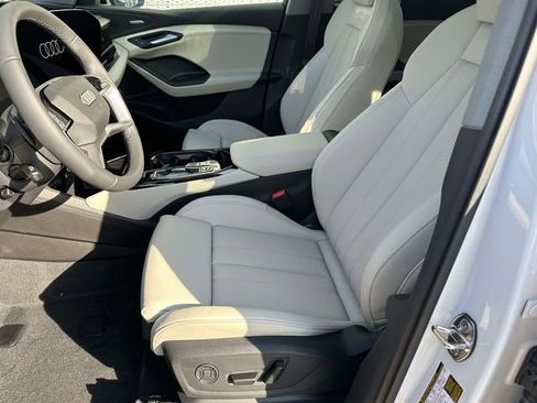 New 2025 Audi Q6 e-tron Premium Plus AWD/4WD image 9