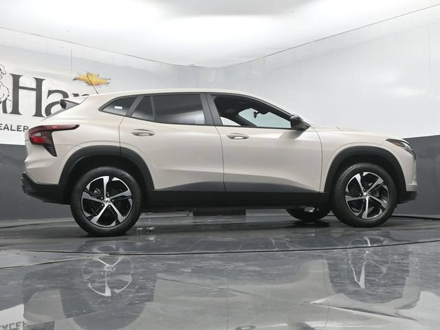New 2026 Chevrolet Trax RS FWD image 31