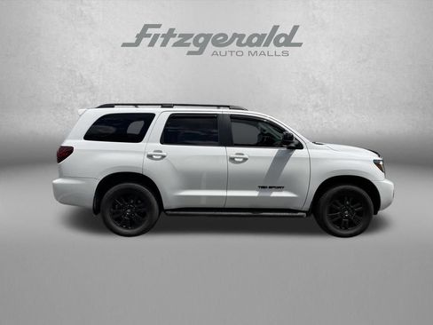 Used 2019 Toyota Sequoia TRD Sport w/ TRD Sport Premium Package AWD/4WD image 8