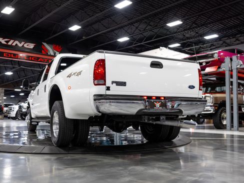 Used 2002 Ford F350 Lariat image 10