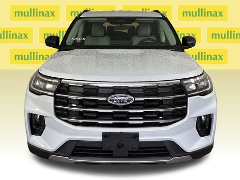 New 2026 Ford Explorer Active w/ Active Comfort Package RWD image 15