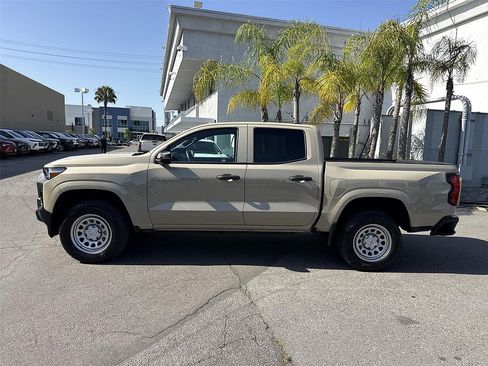 Used 2024 Chevrolet Colorado W/T RWD image 6
