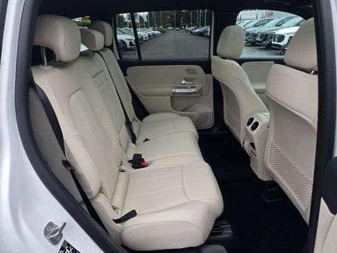 New 2026 Mercedes-Benz GLB 250 4MATIC image 22