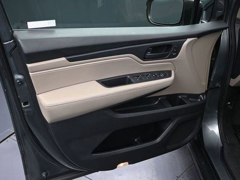Used 2018 Honda Odyssey EX-L image 14