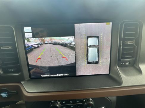 New 2024 Ford Bronco Outer Banks w/ Sasquatch Package image 19