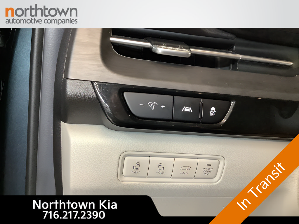 Certified 2023 Kia Carnival SX FWD image 16