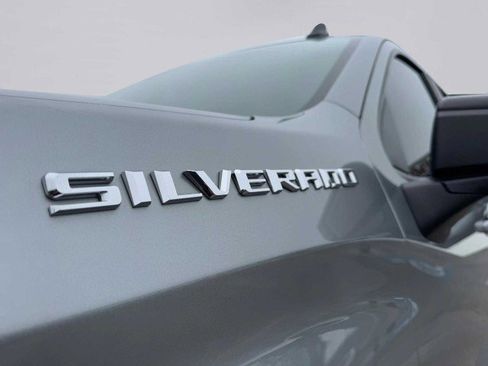 Used 2023 Chevrolet Silverado 1500 RST image 16