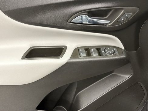Used 2024 Chevrolet Equinox LS w/ LS Convenience Package image 13