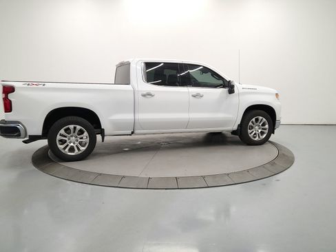 Used 2023 Chevrolet Silverado 1500 LTZ AWD/4WD image 9