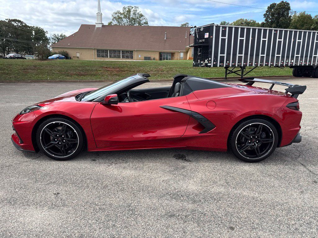 Used 2024 Chevrolet Corvette Stingray Preferred Conv w/ Stealth Interior Trim Package RWD image 32