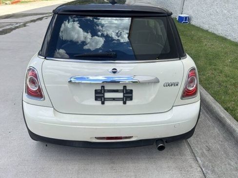 Used 2011 MINI Cooper Hardtop FWD image 17
