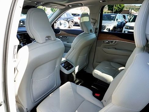 Used 2022 Volvo XC90 T8 Inscription Expression w/ Advanced Package AWD/4WD image 20