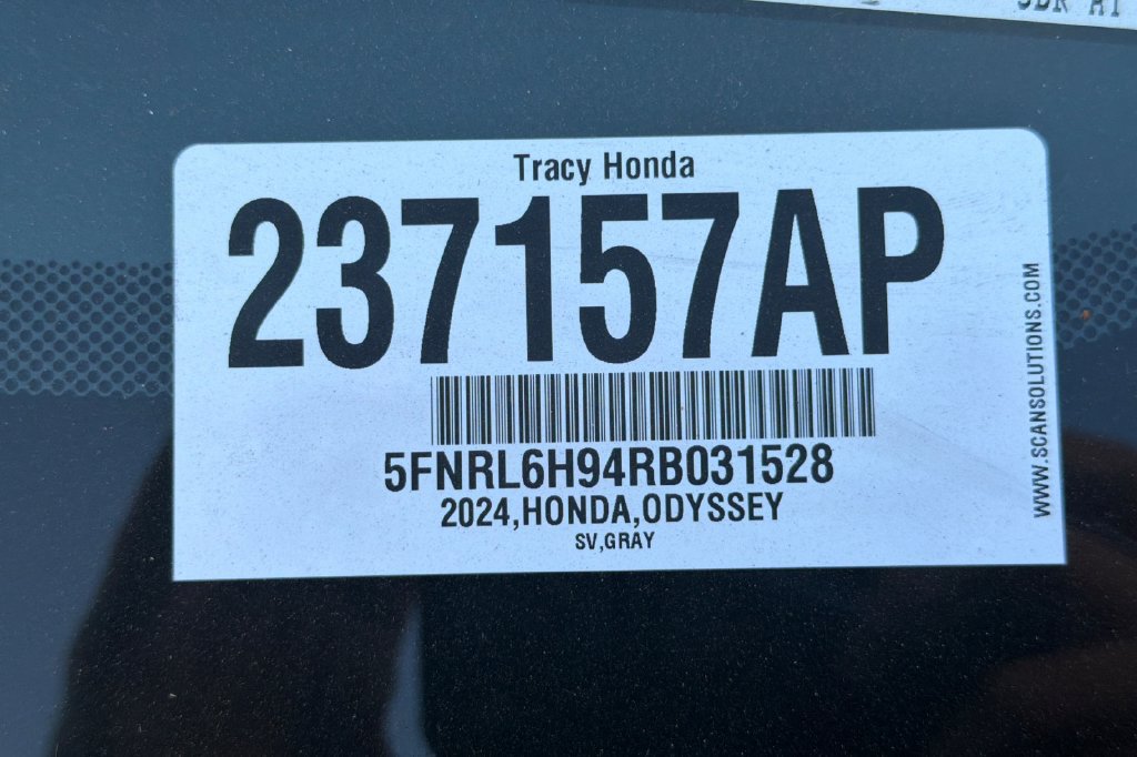Certified 2024 Honda Odyssey Elite image 3