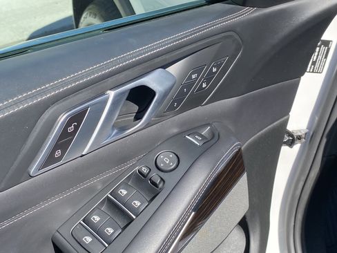 Used 2019 BMW X5 xDrive50i w/ Executive Package image 18