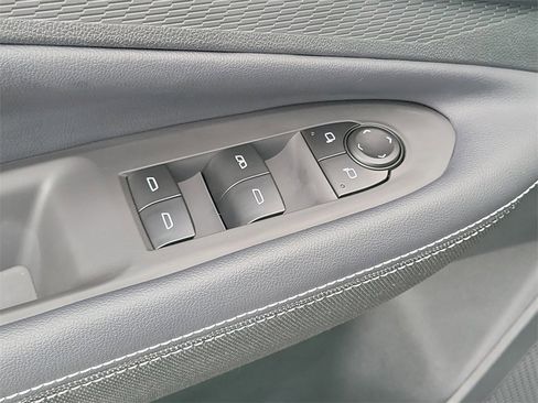 New 2026 Chevrolet Blazer EV LT image 13