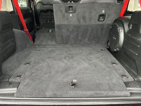 Used 2020 Jeep Wrangler Unlimited Rubicon w/ Quick Order Package 28Y Recon image 18