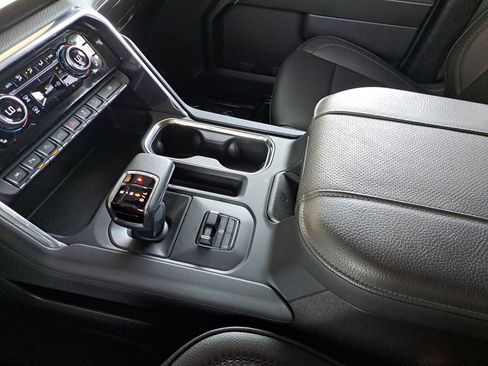 Used 2024 GMC Sierra 1500 Denali w/ Denali Reserve Package AWD/4WD image 29