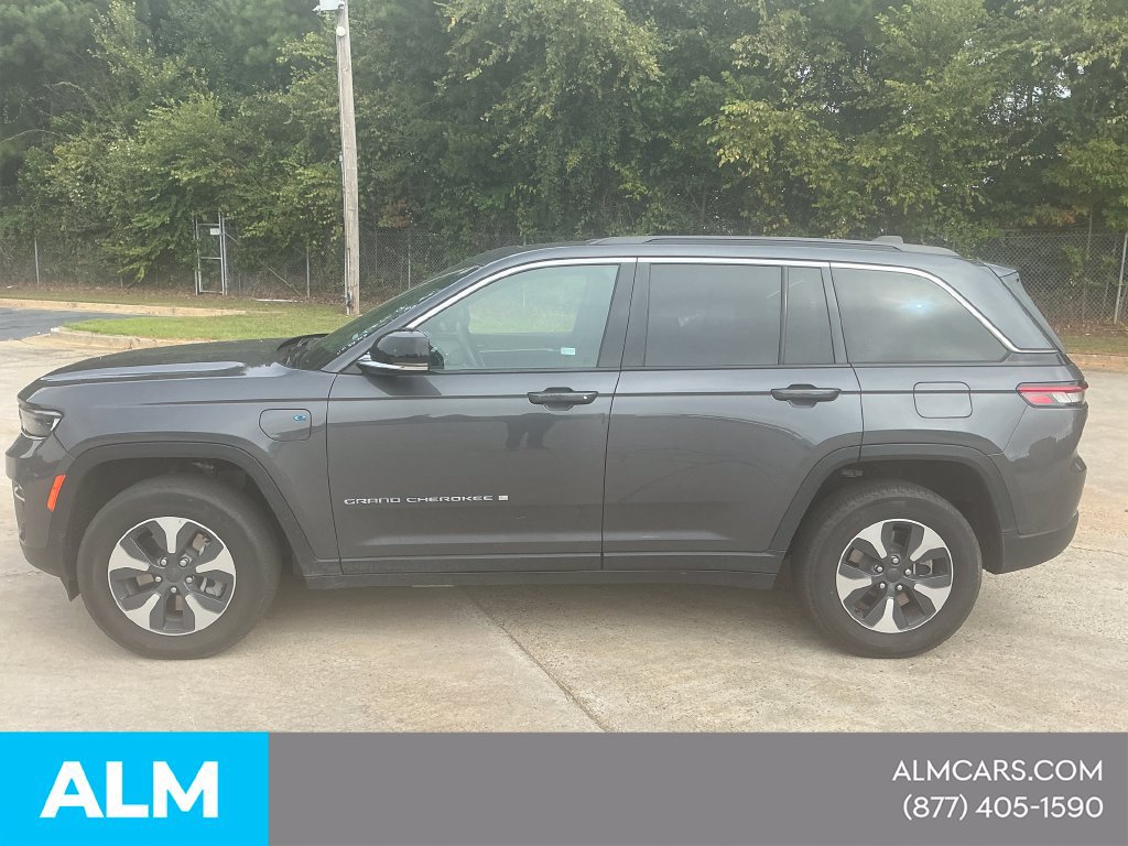 Used 2024 Jeep Grand Cherokee Limited 4xe AWD/4WD image 2