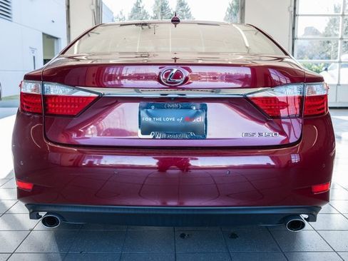 Used 2013 Lexus ES 350 w/ Luxury Pkg image 5
