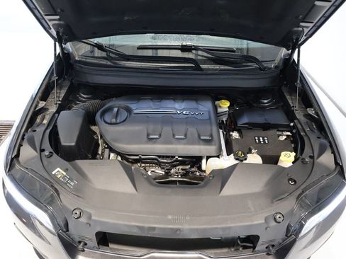 Used 2020 Jeep Cherokee Limited image 40