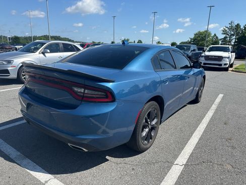 Used 2023 Dodge Charger SXT w/ Blacktop Package AWD/4WD image 3
