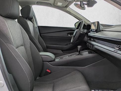 Used 2023 Honda Accord EX image 22