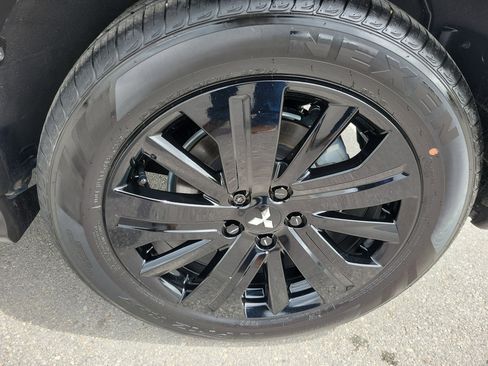 Used 2025 Mitsubishi Outlander Sport LE AWD/4WD image 10