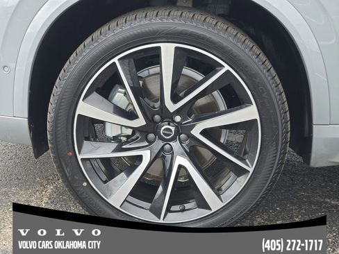 Certified 2024 Volvo XC90 B6 Plus w/ Protection Package Premier AWD/4WD image 9