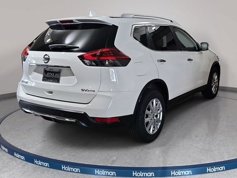 Used 2020 Nissan Rogue SV AWD/4WD image 6