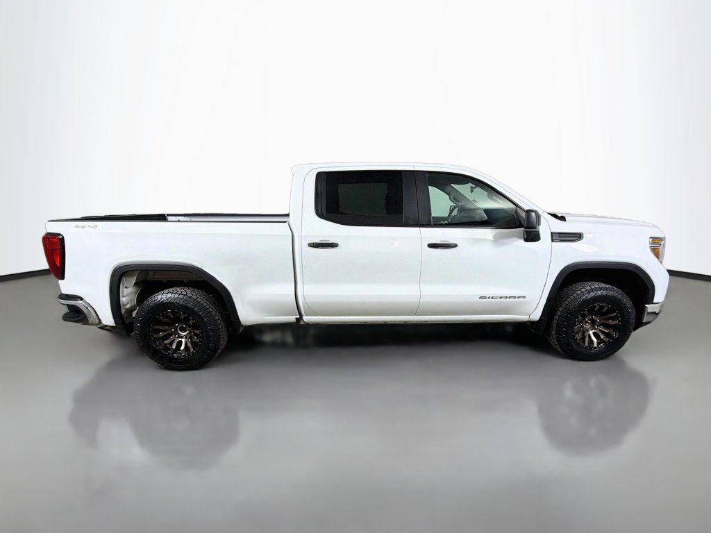 Used 2020 GMC Sierra 1500 4x4 Crew Cab w/ Sierra Value Package image 5