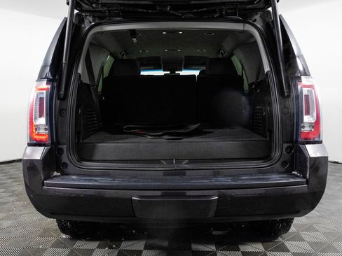 Used 2018 GMC Yukon SLE w/ SLE Value Package image 35