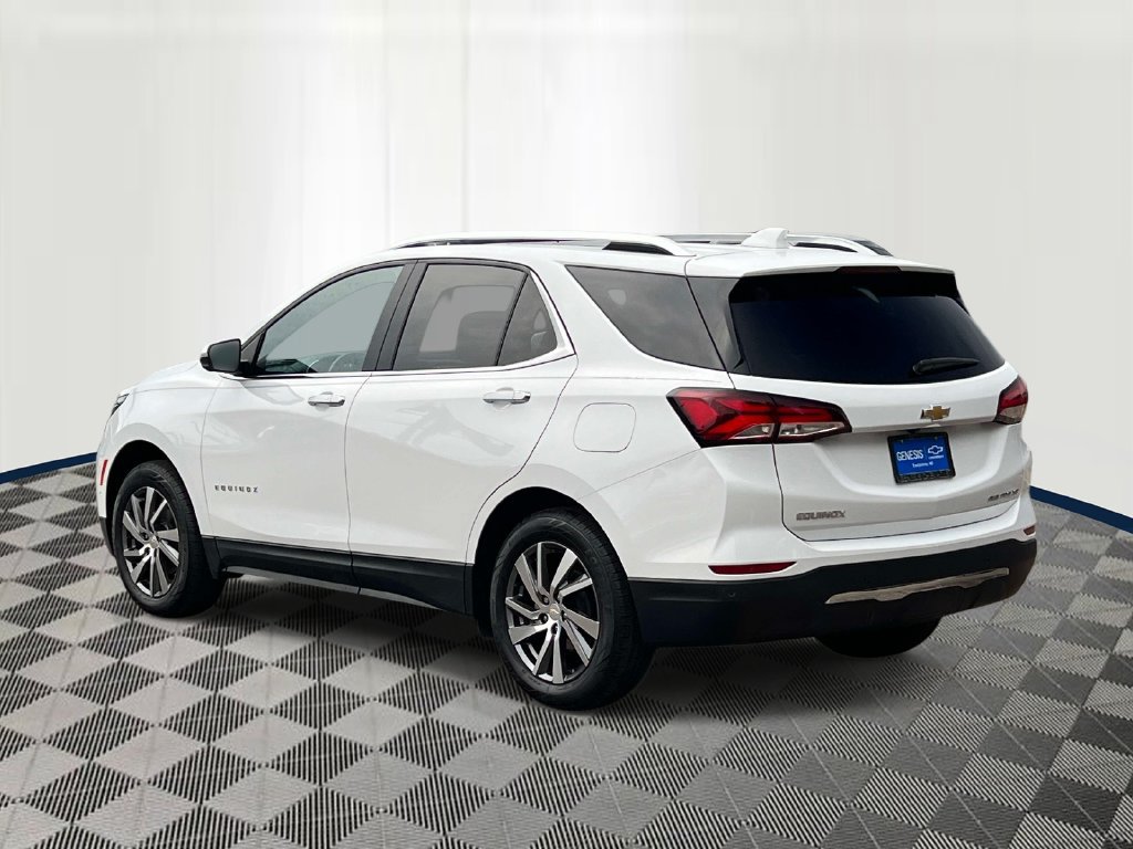 Used 2022 Chevrolet Equinox Premier AWD/4WD image 3