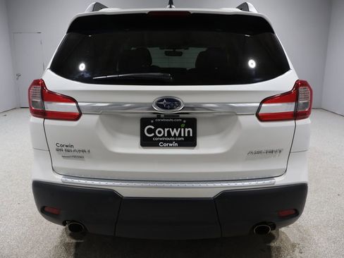 Used 2019 Subaru Ascent Premium image 3