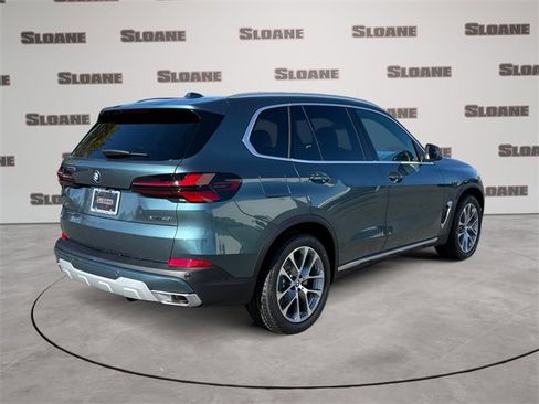 New 2026 BMW X5 xDrive40i w/ Premium Package image 5