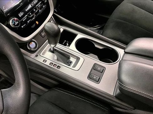 Used 2021 Nissan Murano S FWD image 16